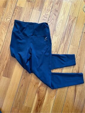 Athletic High-Waist Navy Leggings